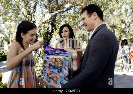 MAGGIE GRACE, FAMKE JANSSEN, Liam Neeson, PRISES, 2008 Banque D'Images