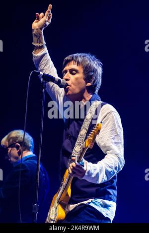 Boston, ma, États-Unis. 3rd octobre 2022. Johnny Marr se présente à TD Garden à Boston, Massachusetts, sur 3 octobre 2022. Crédit : Katy Rogers/Media Punch/Alamy Live News Banque D'Images