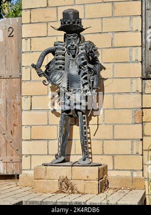 Sculptures en métal faites de divers objets pour décorer le jardin et la rue Banque D'Images