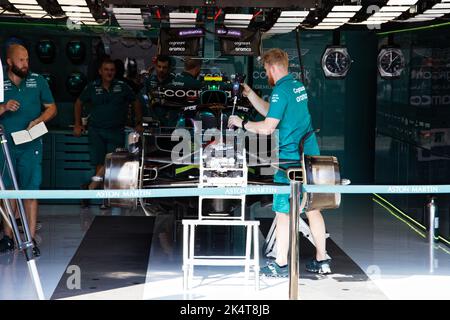 ASTON MARTIN Pit Lane GP FRANCE 2022, le Castellet, FRANCE, 21/07/2022 Florent 'MrCrash' B. Banque D'Images