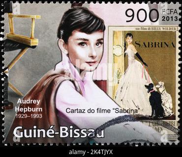 Audrey Hepburn dans le film Sabrina sur timbre-poste Banque D'Images