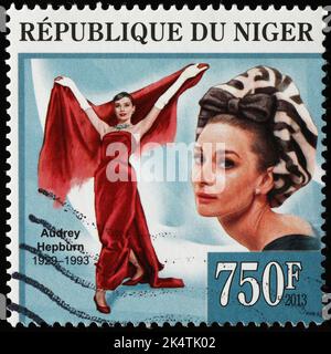 Portraits d'Audrey Hepburn sur timbre-poste Banque D'Images