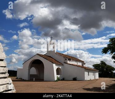 Petit Ermitage à la campagne pour célébrer les pèlerinages au printemps Banque D'Images