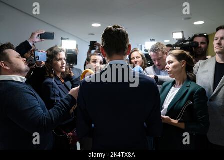 2022-10-04 14:40:22 LA HAYE - Henk Nijboer (PvdA) explique la démission de la présidence pendant l'heure hebdomadaire des questions à la Chambre des représentants. ANP BART MAAT pays-bas hors - belgique hors Banque D'Images