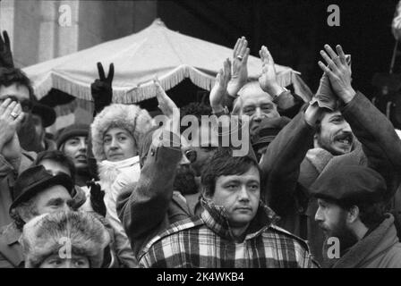 Rassemblement du Front démocratique, Saint Alexandre Nevsky, Sofia, Bulgarie. Deuxième rassemblement de l'opposition depuis le coup d'État du 10 novembre 1989. Banque D'Images