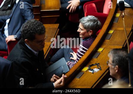 Sandrine Rousseau, députée de l'EELV, lors d'une session de questions au gouvernement à l'Assemblée nationale à Paris sur 4 octobre 2022. Photo de Raphael Lafargue/ABACAPRESS.COM Banque D'Images