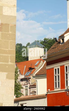 Turnul Negru (Tour Noire), une tour d'observation de 15th siècles sur la colline de Warthe dans la Citadelle de Brasov, Brasov, Roumanie Banque D'Images