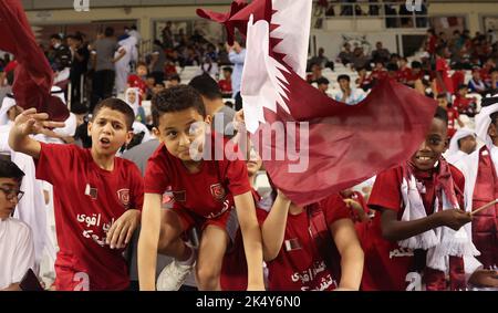 Qatar 2022 - les fans du qatar célèbrent doha Qatar 02-10-2022 Banque D'Images