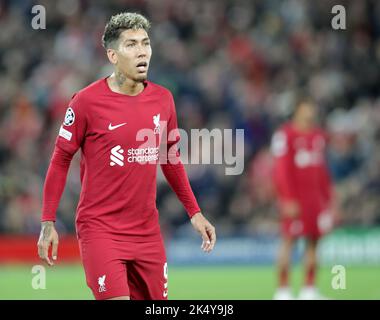 Anfield, Liverpool, Royaume-Uni. 4th octobre 2022. Champions League football, Liverpool versus Rangers FC; Roberto Firmino de Liverpool Credit: Action plus Sports/Alay Live News Banque D'Images