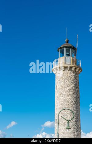 Phare à la ville de Patras, un beau jour très colorfoul, Achaia, Péloponnèse, Grèce Banque D'Images