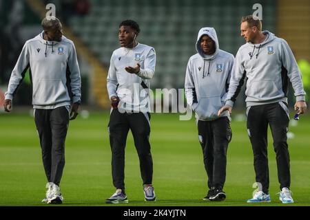 Plymouth, Royaume-Uni. 04th octobre 2022. Sheffield mercredi les joueurs arrivent au stade devant le match de la Sky Bet League 1 Plymouth Argyle vs Sheffield mercredi à Home Park, Plymouth, Royaume-Uni, 4th octobre 2022 (photo de Gareth Evans/News Images) à Plymouth, Royaume-Uni le 10/4/2022. (Photo de Gareth Evans/News Images/Sipa USA) Credit: SIPA USA/Alay Live News Banque D'Images