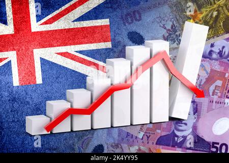 Graphique de l'économie : flèche vers le bas, drapeau de la Nouvelle-Zélande et billets en dollars de la Nouvelle-Zélande Banque D'Images