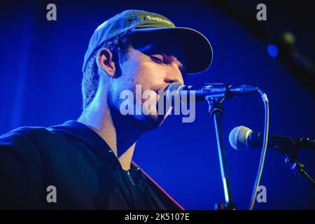 Berne, Suisse. 04th octobre 2022. Le chanteur, auteur-compositeur et musicien Cartwright interprète un concert à Bierhübeli à Berne. (Crédit photo : Gonzales photo/Alamy Live News Banque D'Images