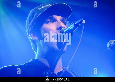 Berne, Suisse. 04th octobre 2022. Le chanteur, auteur-compositeur et musicien Cartwright interprète un concert à Bierhübeli à Berne. (Crédit photo : Gonzales photo/Alamy Live News Banque D'Images