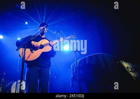 Berne, Suisse. 04th octobre 2022. Le chanteur, auteur-compositeur et musicien Cartwright interprète un concert à Bierhübeli à Berne. (Crédit photo : Gonzales photo/Alamy Live News Banque D'Images