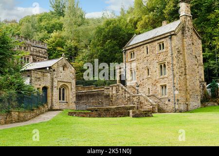 Le puits de St Winefride dans la ville galloise de Holywell un des plus anciens lieux de pèlerinage du Royaume-Uni une des sept merveilles du pays de Galles Banque D'Images