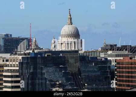 Londres, Royaume-Uni. 2nd octobre 2022. Vue générale sur la cathédrale Saint-Paul dans le centre de Londres, Royaume-Uni. (Image de crédit : © Dinendra Haria/SOPA Images via ZUMA Press Wire) Banque D'Images