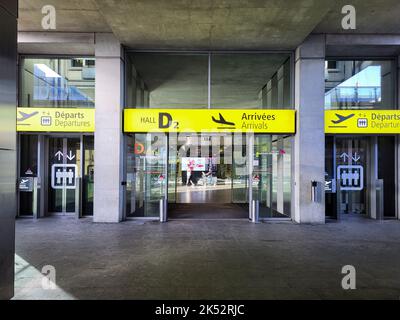 TOULOUSE, FRANCE -12 SEPTEMBRE 2022- entrée à l'aéroport international de Toulouse Blagnac (TLS) situé près de l'usine Airbus. Banque D'Images
