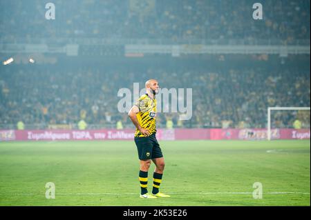 Athènes, Lombardie, Grèce. 3rd octobre 2022. 5 NORDIN AMRABAT de AEK ATHENS FC en action pendant le match de football de la Super League grecque entre Aek Athens FC et Ionikos FC au stade OMAP Arena à Athènes, Grèce sur 03 octobre 2022. (Image de crédit : © Stefanos Kyriazis/ZUMA Press Wire) Banque D'Images