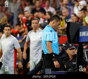 Sevilla, Espagne 05/10/2022, match de football de l'UEFA Champions League Sevilla vs Borussia Dortmund au Ramon Sanchez Pizjuan. 05 OCTOBRE 2022 SÉVILLE 05/10/2022 FASE DE GRUPOS DE LA UCL ESTADIO SANCHEZ PIZJUAN SEVILLA FC-BORUSSIA DORTMUND 900/CORDONNON PRESS Banque D'Images