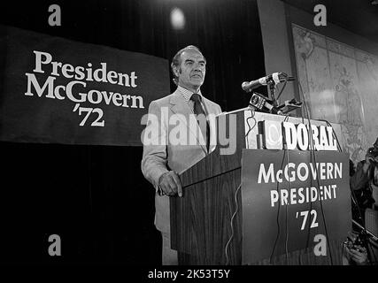 George McGovern, candidat démocrate américain à la présidence des États-Unis, Convention de Miami, 1972 Banque D'Images