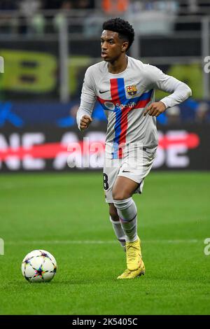 Alejandro Balde de Barcelona en action lors du match de football du groupe C de la Ligue des Champions entre le FC Internazionale et le FCB Barcelona à San Siro stad Banque D'Images