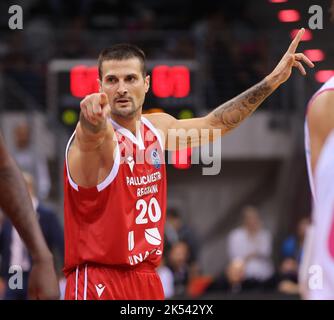 Andrea Cinciarini (Reggio), BCL Groupe B, Telekom paniers Bonn vs Unihotels Reggio Emilia, Bonn, Allemagne. 05th octobre 2022. Dôme Telekom. Crédit : Juergen Schwarz/Alay Live News Banque D'Images