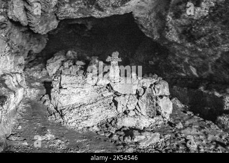 Tube de lave formé par des éruptions volcaniques sur l'île de Graciosa Banque D'Images