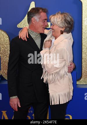 Londres, Royaume-Uni. 05/10/2022Greg Sage et Emma Thompson à la première mondiale Matilda de Roald Dahl, sur 5 octobre 2022, The Royal Festival Hall, Londres, Royaume-Uni. Photo de Stuart Hardy/ABACAPRESS.COM Banque D'Images