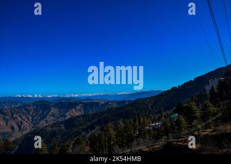 Belle vue sur les montagnes à shimla Banque D'Images