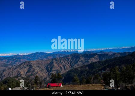 Belle vue sur les montagnes à shimla Banque D'Images