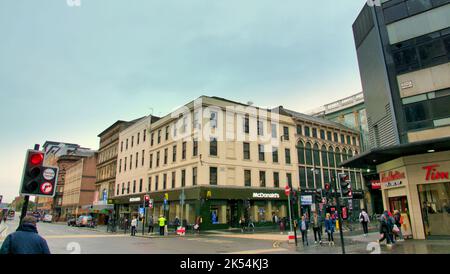 Four Corners sur Argyle Street et Jamaica Street, près du centre de la célèbre zone de crime de la ville célèbre pour sa restauration rapide et ses assauts de la nuit Banque D'Images