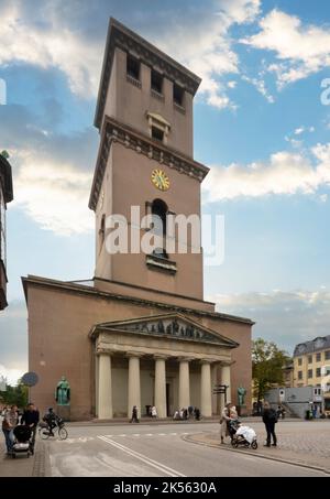 Copenhague, Danemark. Octobre 2022. La façade extérieure de la cathédrale notre-Dame dans le centre-ville Banque D'Images