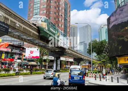 Monorail KL desservant le centre de Kuala Lumpur, Malaisie. Banque D'Images