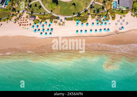 Vue aérienne de la plage de Khao Lak en Thaïlande Banque D'Images