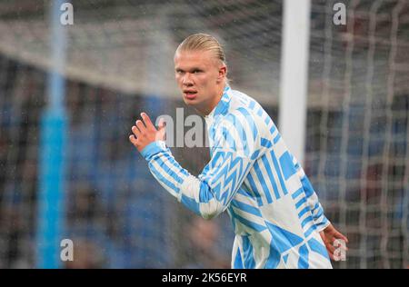 Stade de Manchester, Manchester, Royaume-Uni. 5th octobre 2022. Erling Haaland (Manchester City) regarde pendant Manchester City et le FC Copenhague au City of Manchester Stadium, Manchester, Angleterre. Ulrik Pedersen/CSM/Alay Live News Banque D'Images