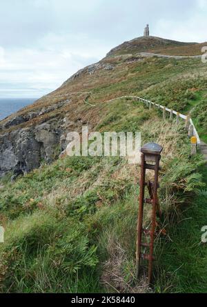 Vue sur Brada Head et Milner's Tower, Port Erin, île de Man. Banque D'Images