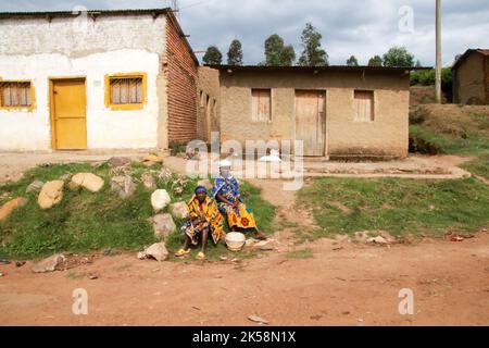 Route 7 Bujumbura à la source du Nil blanc, Burundi. Banque D'Images