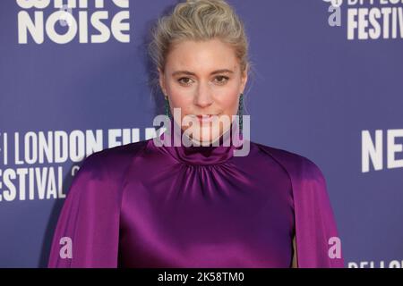 Londres, Royaume-Uni, 06/10/2022, Greta Gerwig participe à la première britannique de White Noise lors du BFI London film Festival 66th Banque D'Images