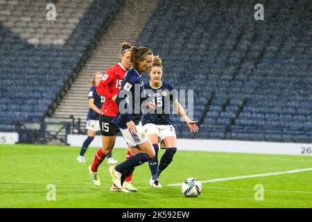 Glasgow, Royaume-Uni. 6th octobre 2022. Lors du concours de la coupe du monde féminin FIFA entre l'Écosse et l'Autriche, l'Écosse a remporté 1 à 0, devant une foule record à Hampden Park, Glasgow, Écosse. Le but gagnant, marqué par Abigail Harrison a été marqué dans la deuxième minute de temps supplémentaire (92 minutes) crédit: Findlay/Alay Live News Banque D'Images