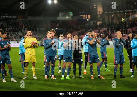 Herning, Danemark. 06th octobre 2022. Les joueurs de Feyenoord remercient les fans après le match de l'UEFA Europa League entre le FC Midtjylland et le Feyenoord au MCH Arena de Herning. (Crédit photo : Gonzales photo/Alamy Live News Banque D'Images
