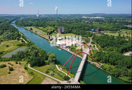 30.07.2022, Allemagne, Rhénanie-du-Nord-Westphalie, Gelsenkirchen - Nordsternpark, ici avec la construction de l'usine de mélange de charbon de l'ancienne région de Nordstern Banque D'Images