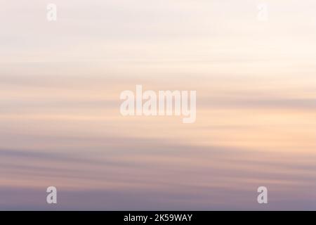 Arrière-plan abstrait des nuages au crépuscule. Banque D'Images