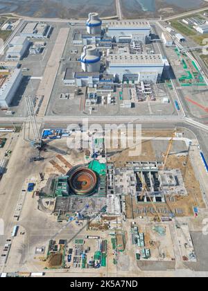 YANTAI, CHINE - 7 OCTOBRE 2022 - une photo aérienne montre la construction de l'unité 3 de la centrale nucléaire de Haiyang à Yantai, dans la province de Shandong, en Chine, Banque D'Images