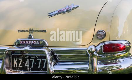 GROSSE POINTE SHORES, MI/USA - 19 JUIN 2016 : voiture Hudson Hornet 1953, spectacle de voitures EyesOn Design, Edsel & Eleanor Ford House, près de Detroit, Michigan. Banque D'Images