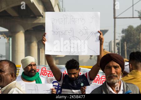La protestation des agriculteurs indiens contre trois actes agricoles à New Delhi en septembre 2020 Banque D'Images