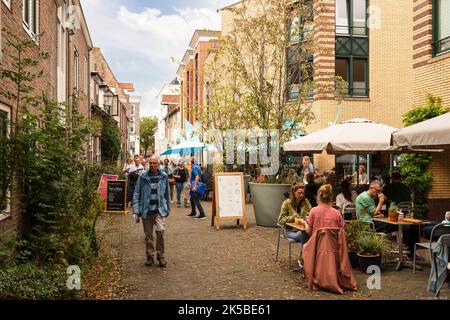 Rue confortable dans le centre de la ville d'Amersfoort. Banque D'Images