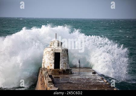 Portreath,Cornwall,7th octobre 2022,haute mer tôt l'après-midi à Cornwall.Credit: Keith Larby/Alay Live News Banque D'Images