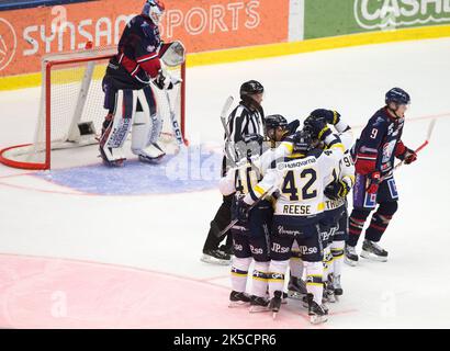 Linköping HC vs. HV71, Ligue suédoise de hockey, dans l'arène Saab, Linköping, Suède. Dans la photo : scores HT 0-2. Banque D'Images