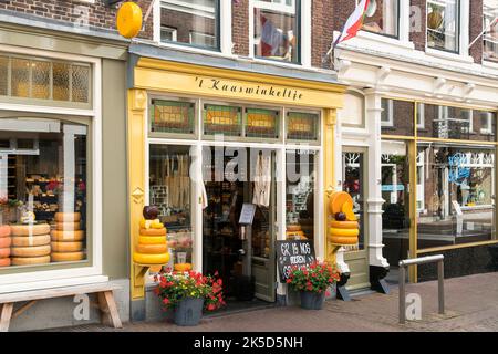 Pays-Bas, Gouda, célèbre fromagerie 't Kaaswinkeltje', vitrine Banque D'Images